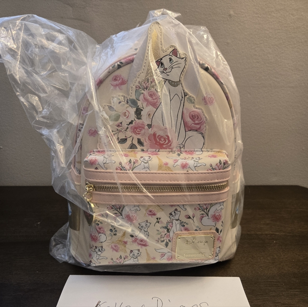 NWT Loungefly Pink Floral Dutchess Backpack